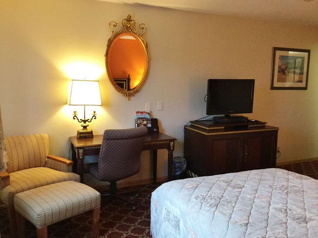 Americas Best Inn&Suites Urbana Zimmer foto