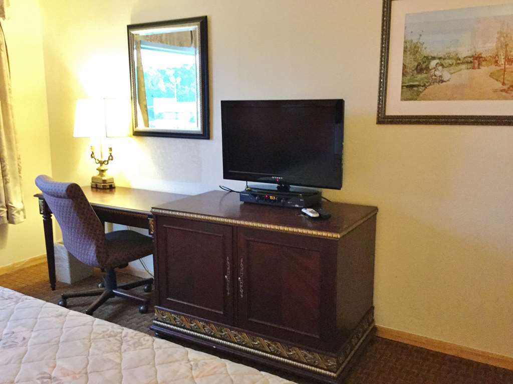Americas Best Inn&Suites Urbana Zimmer foto