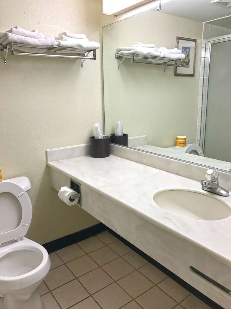 Americas Best Inn&Suites Urbana Zimmer foto