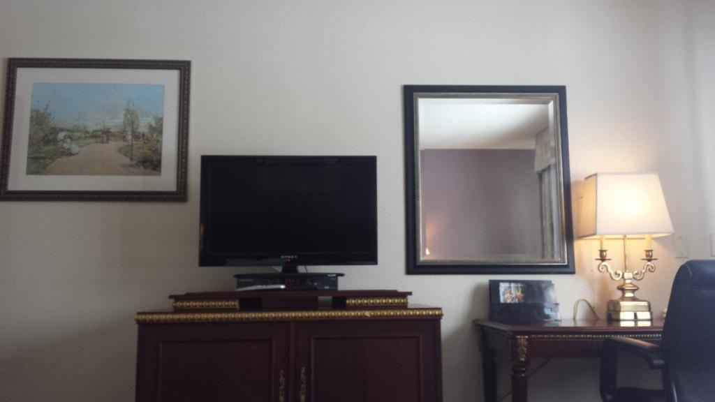Americas Best Inn&Suites Urbana Zimmer foto