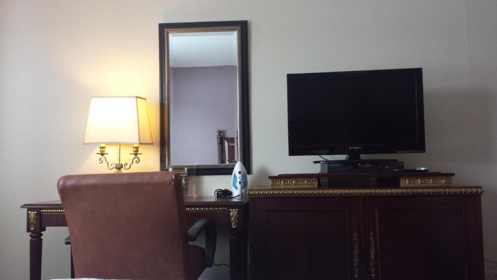 Americas Best Inn&Suites Urbana Zimmer foto